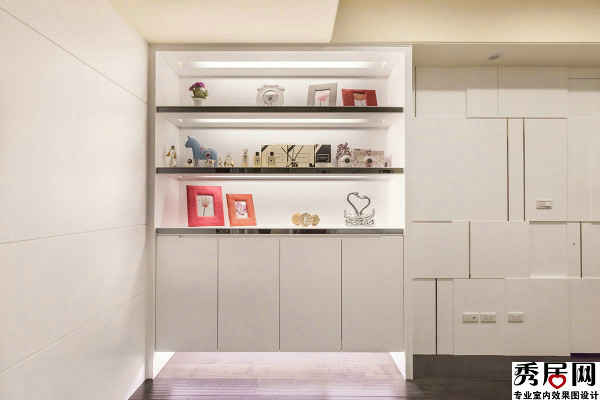 客厅墙面涪物架轨型设计图 现代式风更石膏板电视墙延伸涪物架装修图