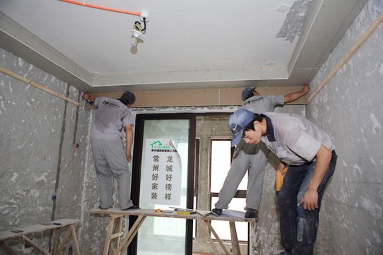 室内施工组织设计方案_室内装修施工技术标准_室内给排水施工验收规范