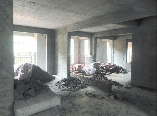 装修软件 瓷砖施工_装修投标施工组织设计_装修施工停工一天