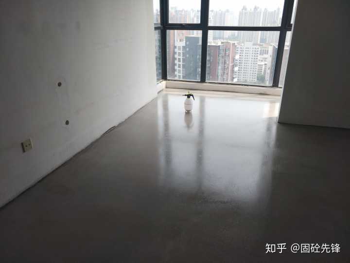 装修 水泥地面_装修水泥地面如何施工_水泥地面