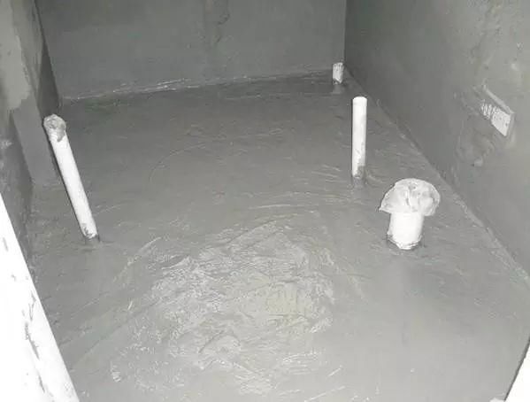 在拉毛墙面直接刷防水_一楼潮湿装修时墙面刷防水有用吗_卫生间墙面防水做法