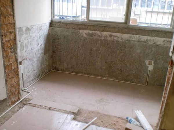二手房装修建筑垃圾找谁收_建筑垃圾发家至富再利用|建筑垃圾粉碎机_楼梯房装修垃圾如何省力搬运