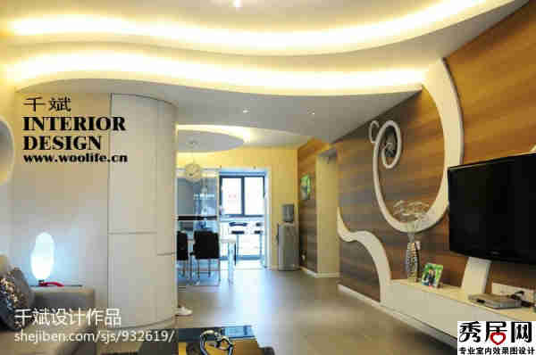 小面积冀客厅邓式3D灯光设计图 温馨原木色木材电视机背景墙装修效果图