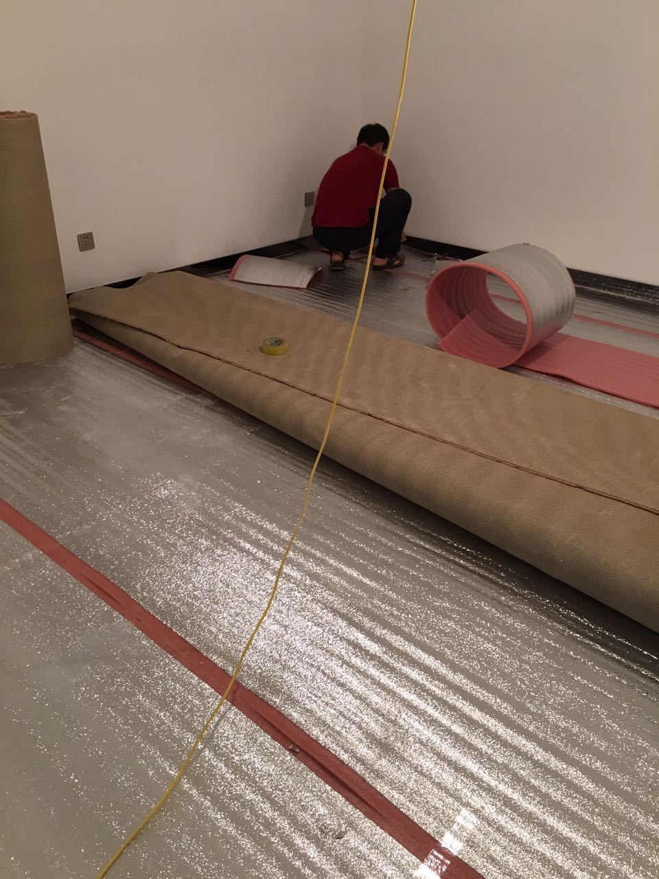 施工接触网防护方案_装修施工用的防护地毯_施工防护耳罩
