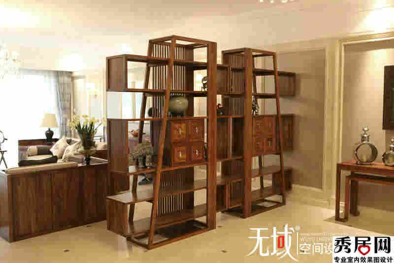 客厅竿尺寸装修效果图 实木博古架岗放位置装饰图片