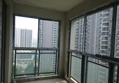 高层住宅窗户施工_阳台封窗户_先封窗户再施工装修