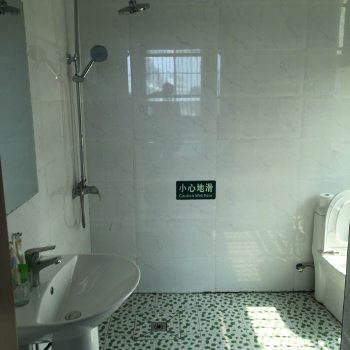 泰兴卫生间防水装修_卫生间做防水视频_卫生间做防水用防水布