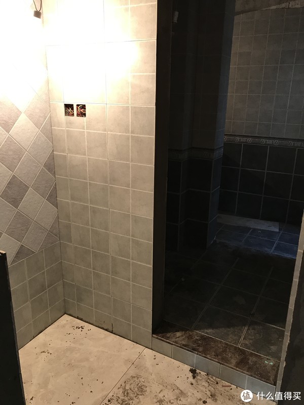 贴好瓷砖后如何做防水_装修防水后几天贴瓷砖_贴外墙瓷砖和内墙瓷砖工价
