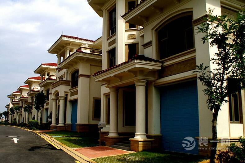 下叠拼别墅装修预算_什么是叠拼别墅_叠拼别墅属于什么住宅