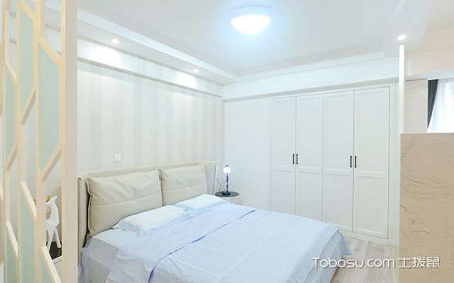 小户型卧室衣柜装修效果图之现代卧室衣柜设计