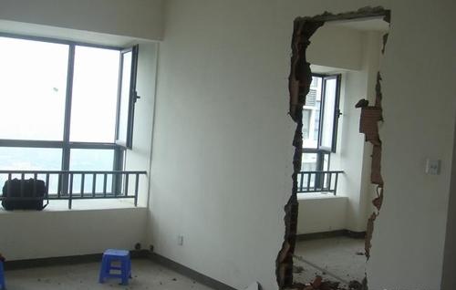 承重柱子装修效果图_装修房子不是承重墙体可以拆改吗_房子墙体有裂缝