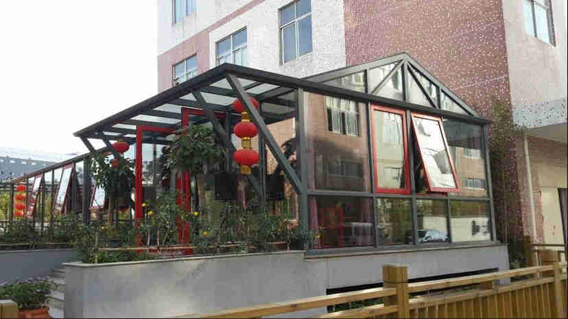 玻璃底露台装修效果图_露台装修效果图_顶楼露台装修效果图
