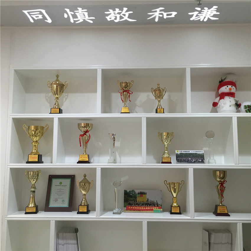 土建类施工放线时误差允许范围_装修包门边施工视频_装修施工时满意度