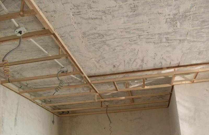 装修时墙面地面吊顶是施工顺序_墙面地面家具颜色搭配_卫生间墙面漏水不想砸地面