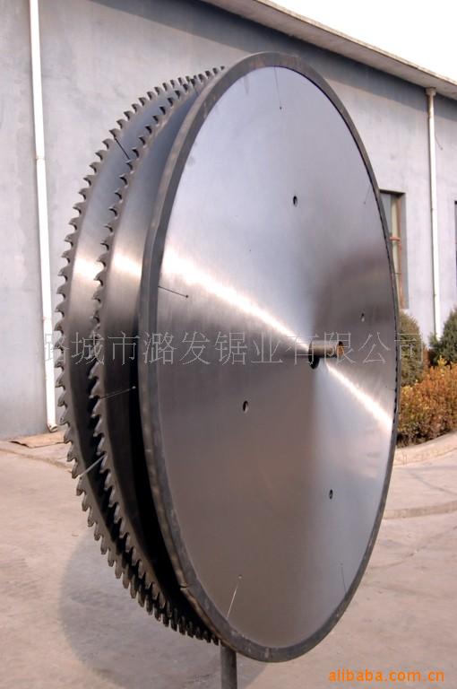 木工锯片曲线锯片_装修制作木工台锯_木工装修倒锯用多少寸锯片