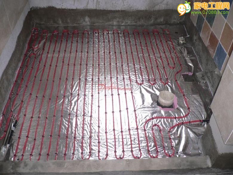 改地暖需要全屋防水吗_装修时厕所地暖防水的顺序_卫生间防水装修顺序