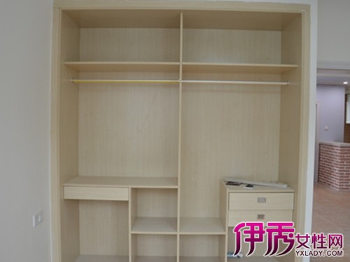 免油漆板材什么牌子好_家里装修柜子是免漆板好还是油漆好_油漆板和免漆板