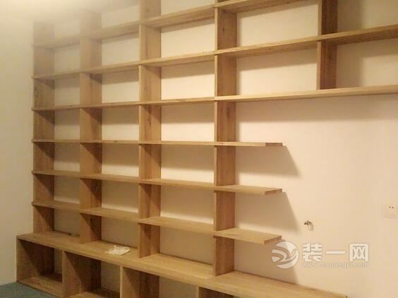 装修木工价格是否按板子算_办理房产证费用按当时购房价格算_雄鱼头按斤算价格