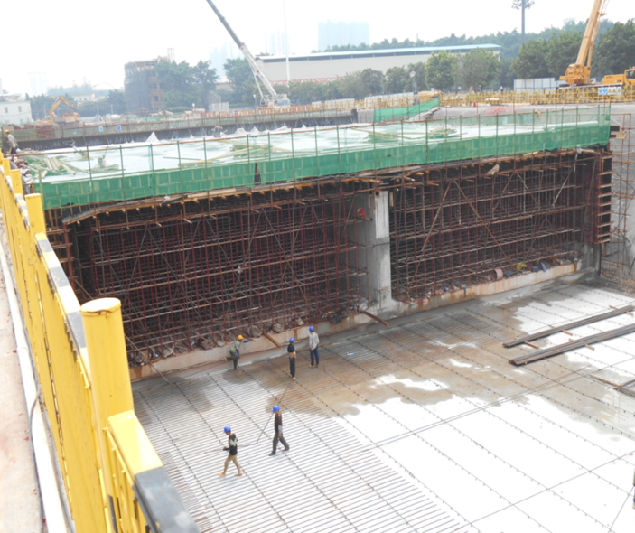 现浇梁桥梁支架搭设安全控制注意要点(40页，资料较新)