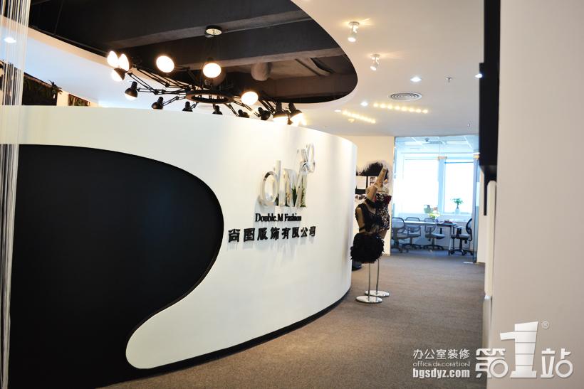 卫生间装修一工多少钱_工艺品店装修_工装设计装修问答