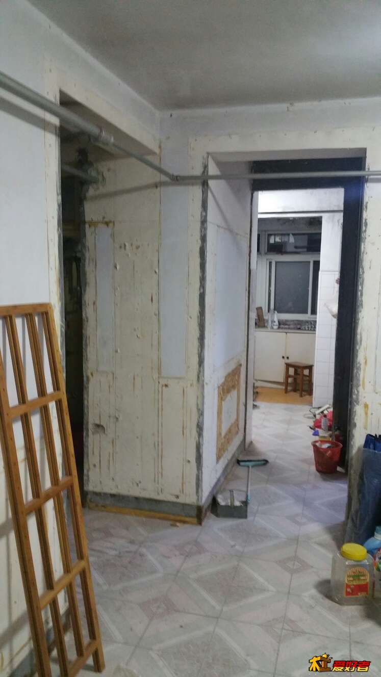 小区改造暖气支管拆吗_暖气改地暖一般多少钱_装修时暖气管是否拆改