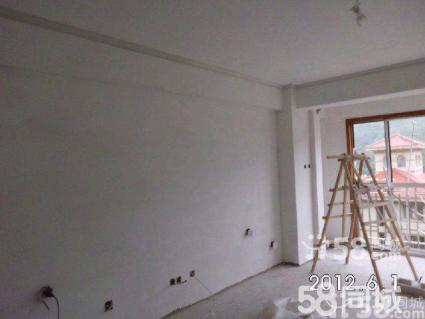 装修用什么瓷砖好_装修是木地板好还是瓷砖好_装修房子墙上贴瓷砖好还是油漆好
