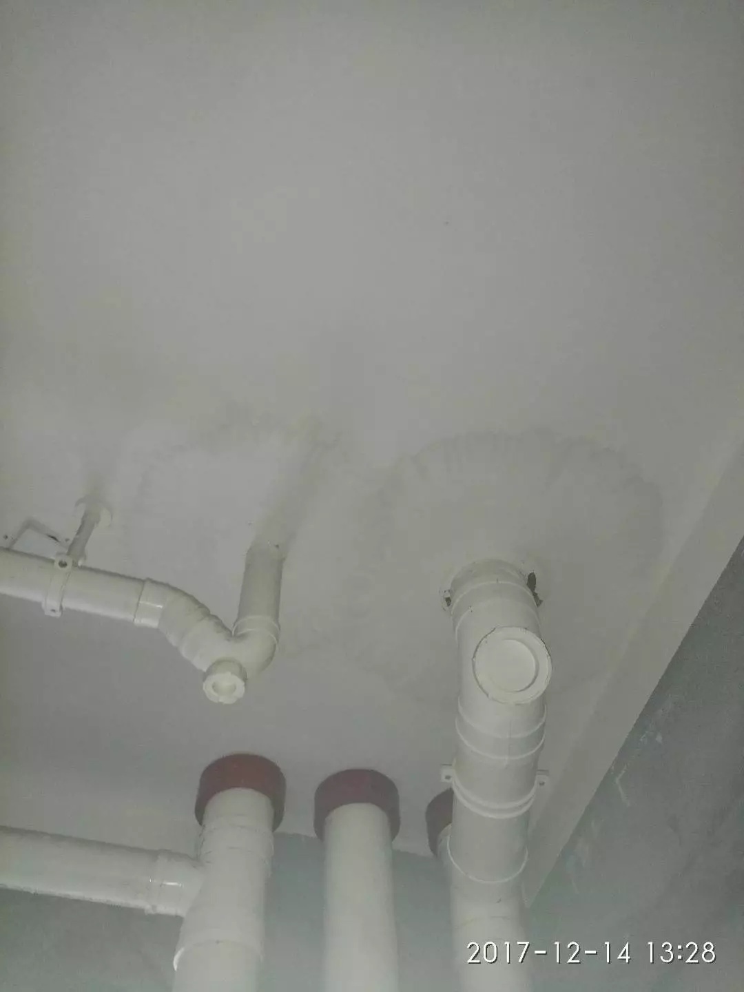 施工材料进场验收单_装修公司未按照约定材料施工_施工材料堆放