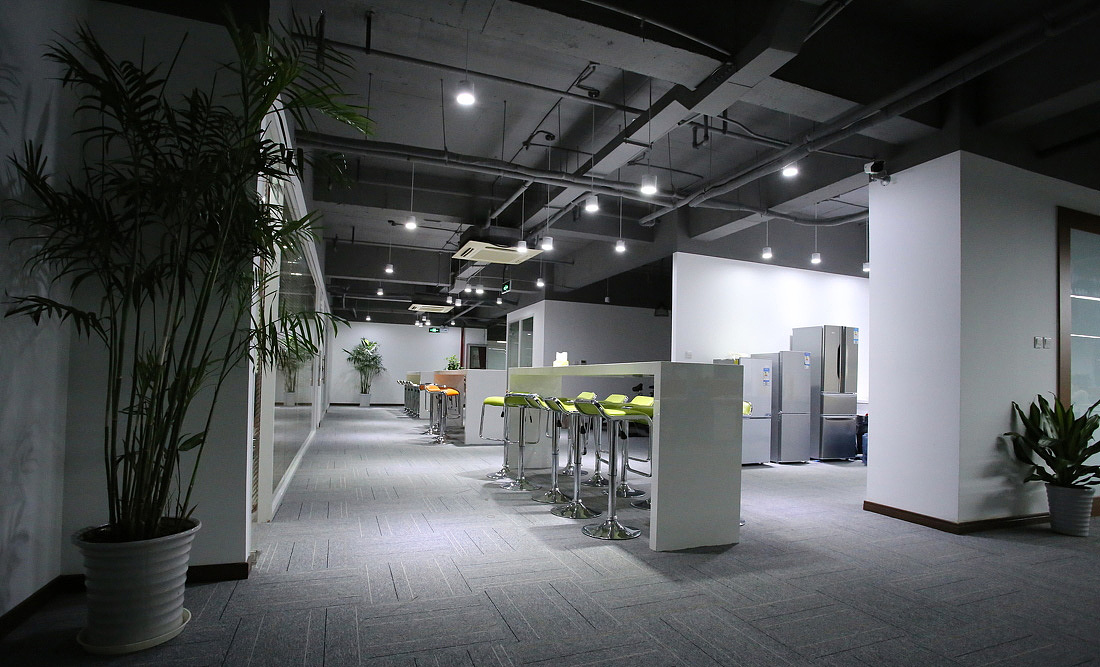 自助餐厅装修效果工业风图_设计公司出装修效果图_日式榻榻米装修价格 装修效果
