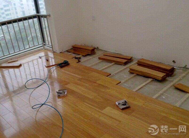 装修的地板多久孩子可以入住_装修多久孕妇可以入住_装修以后多久可以入住