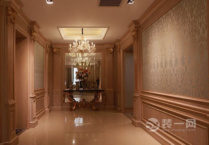 带护墙板的装修效果图_窑洞装修卧室带客厅图_集成墙板装修冷饮店图