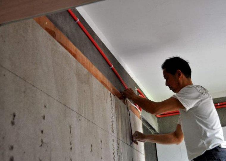 贴卫生间瓷砖_装修全屋贴瓷砖预算_卧室装修榻榻米 预算多少钱