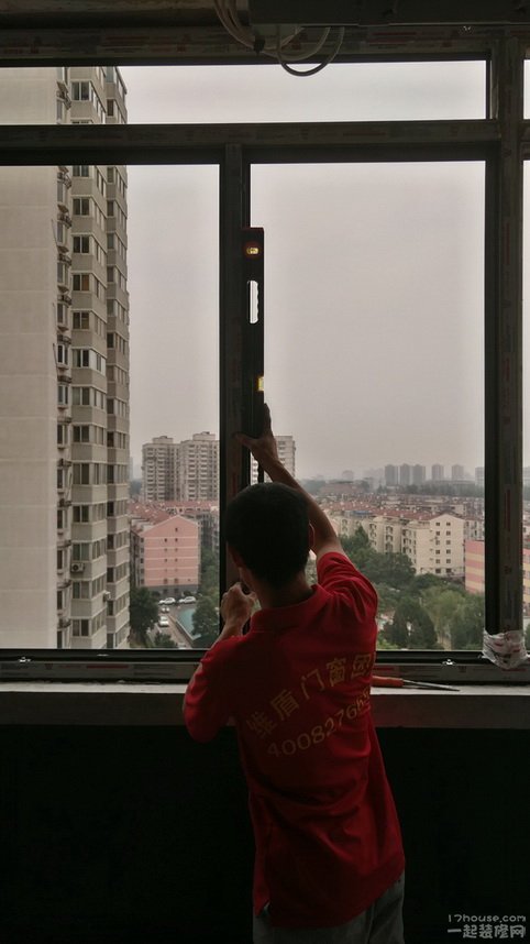 窗户护栏装修效果图_装修换窗户发泡胶防水吗_沈阳窗户防水