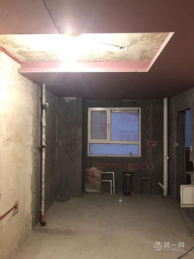 招聘硅藻泥施工师傅_装修水电工钱怎么算_装修泥瓦师傅工钱