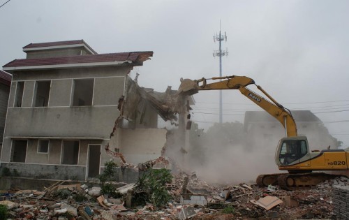 卫生间厨房免拆除防水工程施工_拆除烟囱施工_二装修施工拆除