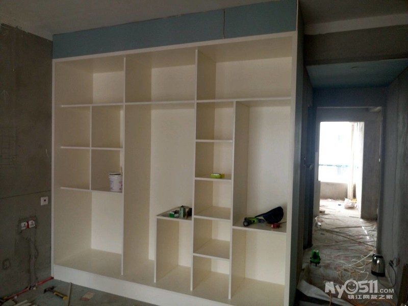订制家具与木工做的对比_装修木工与家具的如何结合_家具木工怎么看图纸