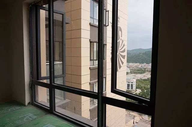 精装修住宅施工_pc建筑装配式住宅施工_精装科技住宅围挡文案