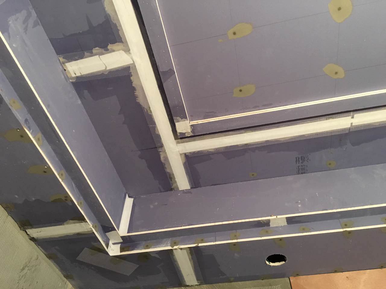 装修工油漆工隔水器_南昌那里需要油漆刮瓷工_装修油漆工序要多久