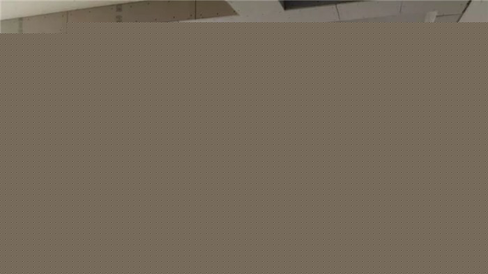 窗户装修是贴瓷砖好还是刷漆好_黄梅天装修刷油漆好吗_简单装修没刷油漆后多久可以入住