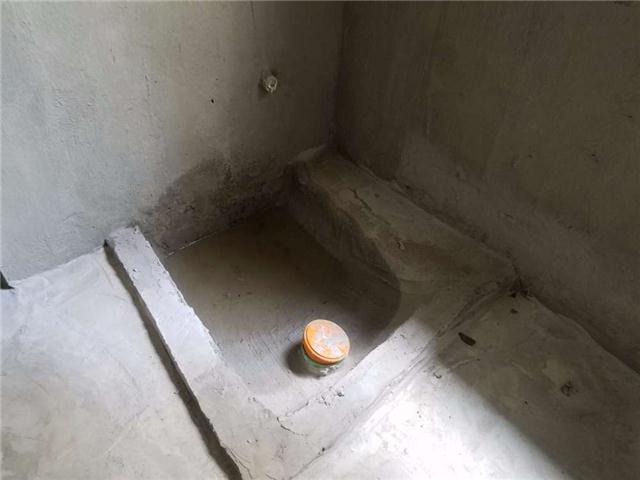 卷材防水 涂料防水_装修后蹲便器上有防水涂料_装修卫生间用坐式还是蹲式马桶