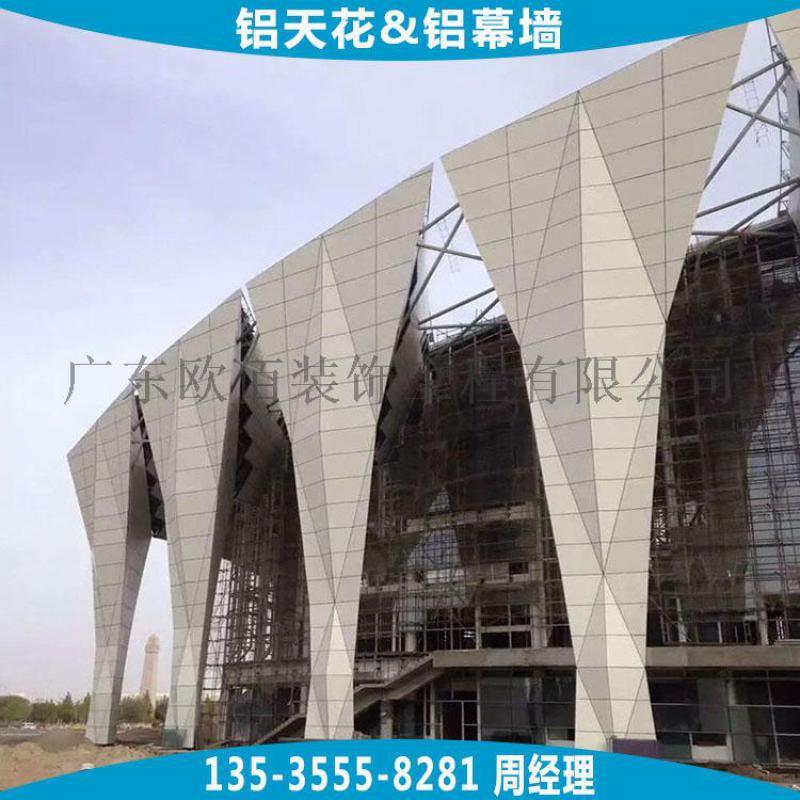 水晶柱子装修效果图_包柱子包门头的装修施工单价_超市柱子装修图片