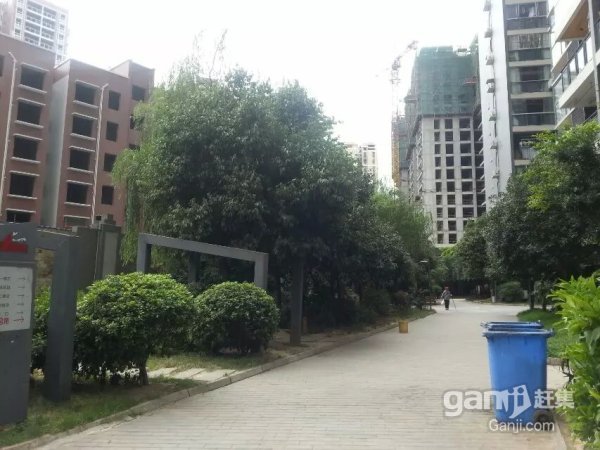 房子装修应该找设计么_南充滨江首座房子装修设计_南充海润滨江二手房