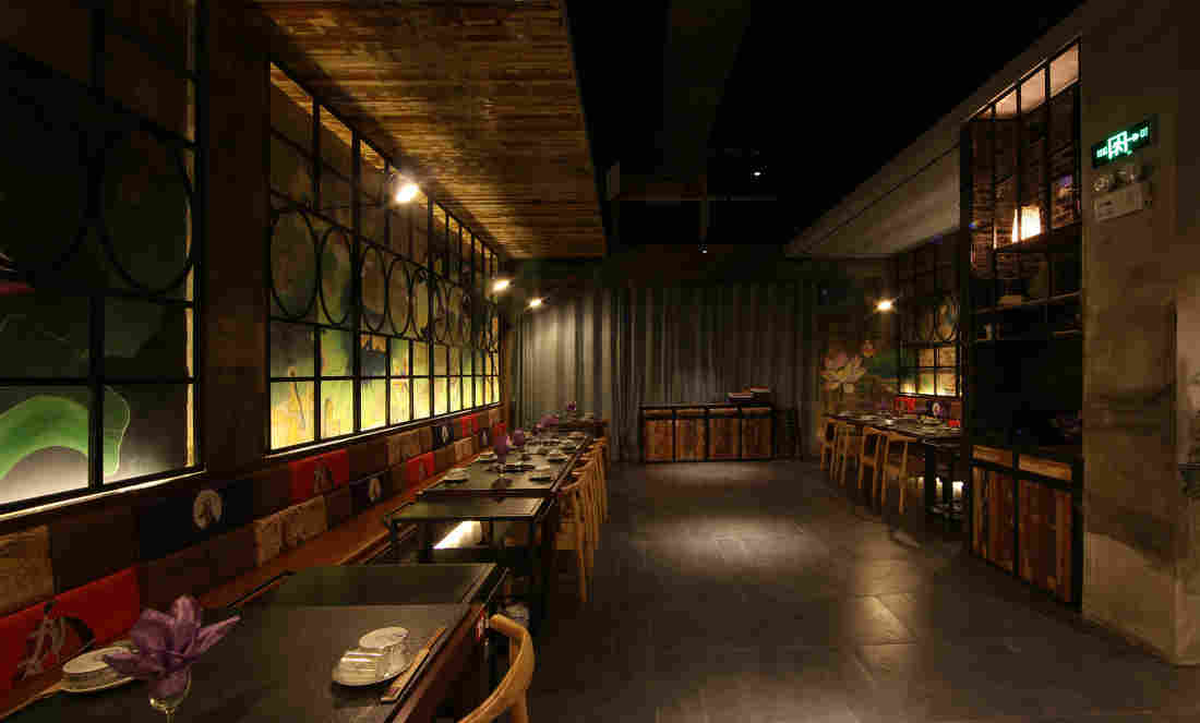 理发店装修复古风格图_女装复古风装修效果图_复古英伦风装修
