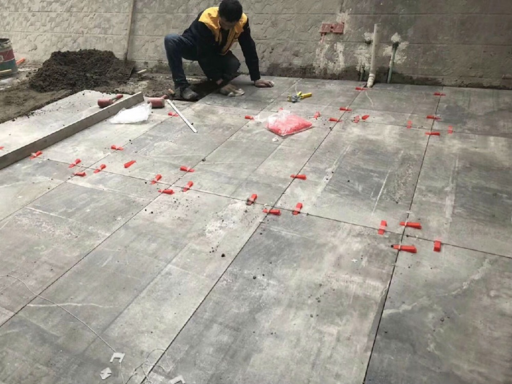 装饰装修冬季施工_冬季混凝土施工规范_装饰施工合同范本