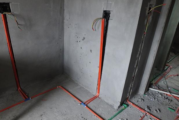 装修水电屋顶_客厅屋顶装修效果图_如何装修屋顶
