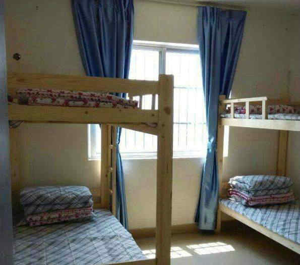 4款学生宿舍高低床装修效果图 现代简约风格大学寝室公寓床设计图