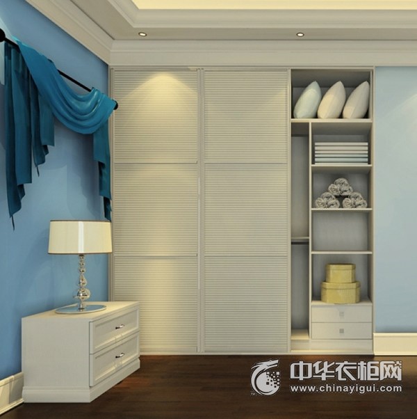 自助餐厅装修效果工业风图_通体百叶衣柜装修效果图_生态板衣柜贴墙纸效果他