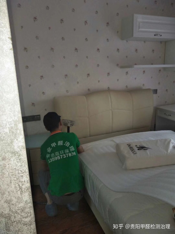 黄梅天装修如何防止油漆发霉_邻居装修家里都是油漆味_华润油漆金装清味