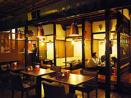 初居食屋加盟费多少_居食屋和民(光启城店)_居酒屋装修设计