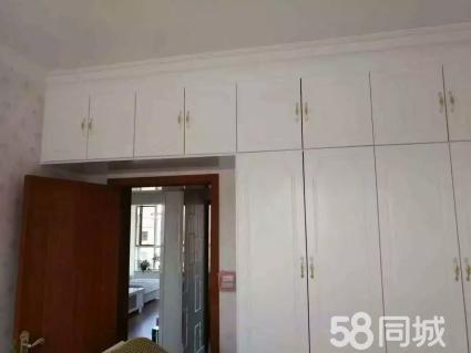 瓷砖上刮什么腻子_正常装修刮腻子油漆多少天_腻子裂缝正常吗