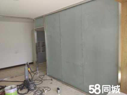 装修瓷砖好还是木地板好_瓷砖贴马赛克刷什么胶_装修墙面贴瓷砖刷防水好吗